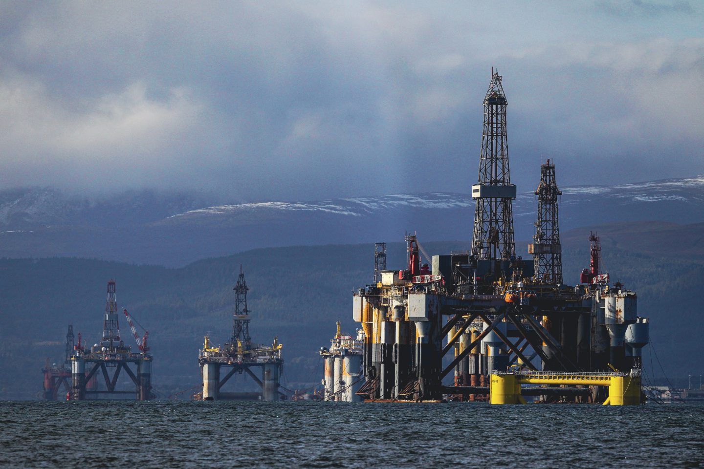 North Sea production ‘must decline’ at 7% per year to meet climate goals