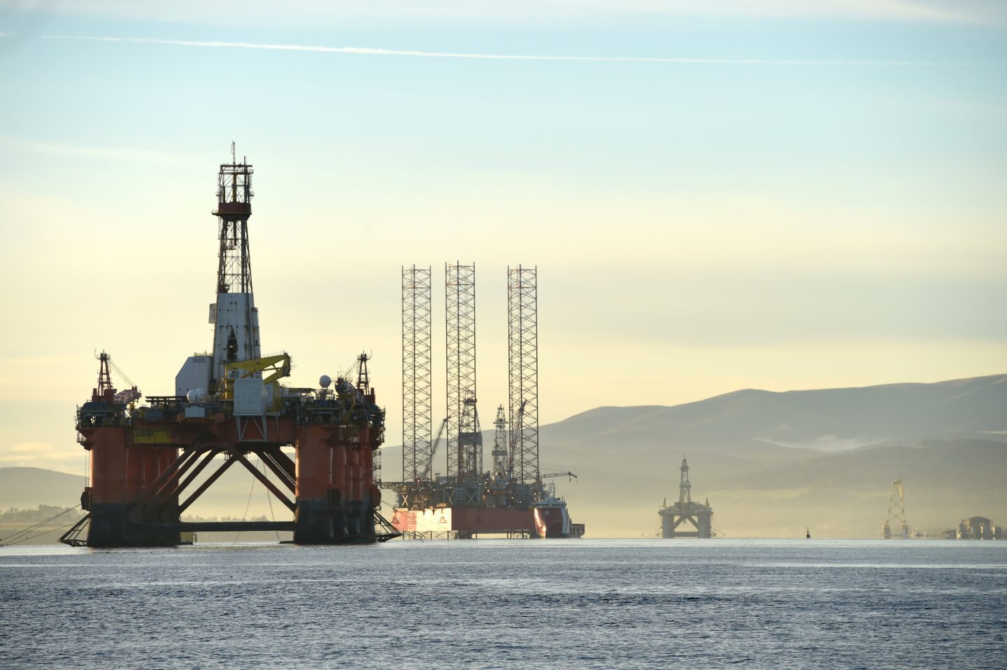 Leader And Paul B Loyd Jr Rigs To Join Dolphin Drilling Fleet In Q1